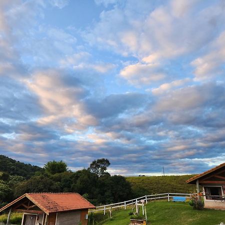 Pousada Vale Monte Azul Santo Antônio do Pinhal Zewnętrze zdjęcie
